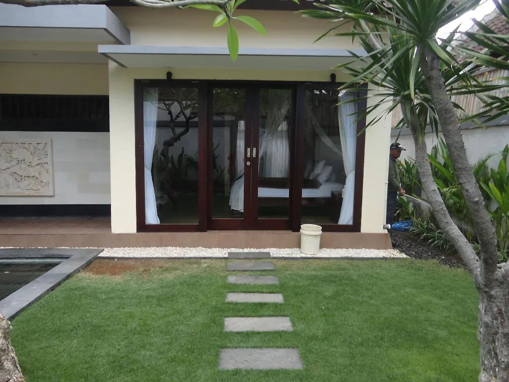 Villa Kamar Madu Seminyak  Indonesia