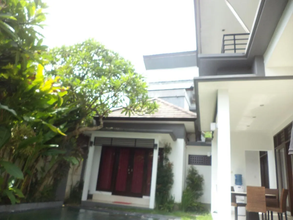 Villa Kamar Madu Seminyak