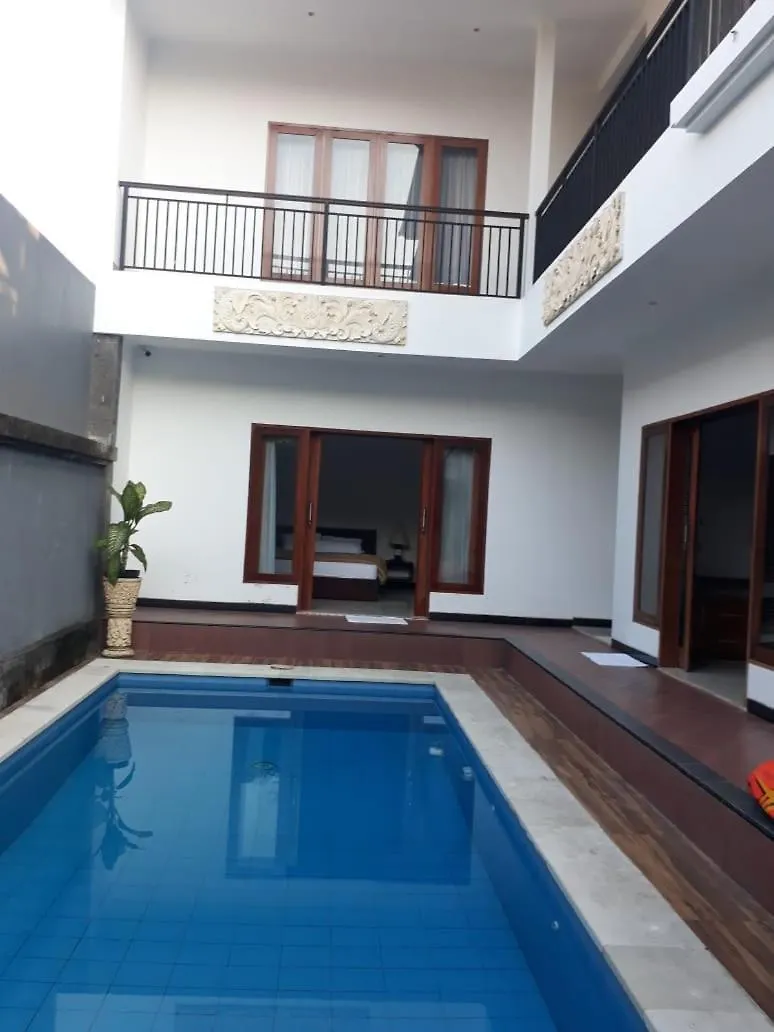 Villa Kamar Madu Seminyak