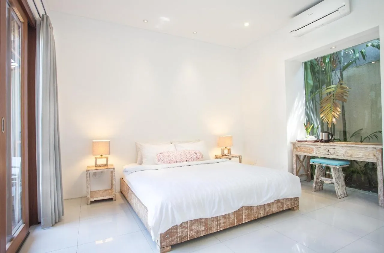 Villa Kamar Madu Seminyak