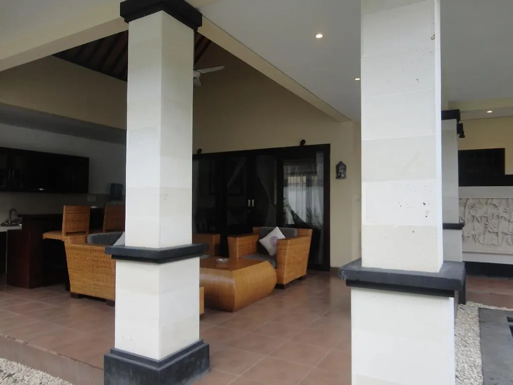 Villa Kamar Madu Seminyak   Seminyak (Bali)
